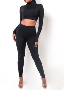 High-Rise Black Seamless Leggings - Women Pants & Jumpsuits